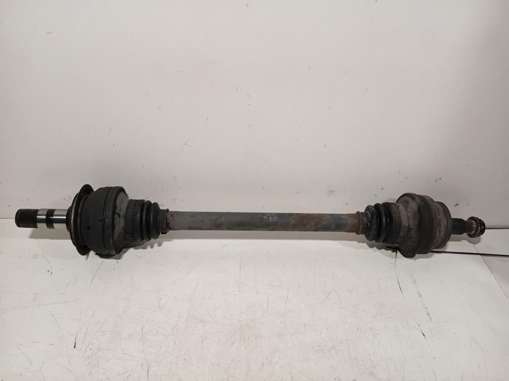 Aandrijfas rechts achter Mercedes-Benz C-Klasse, Onderdelen@venauto.nl, Van der Ven Autorecycling B.V., Gebruikt, Ettenseweg 76, 4706 PB Roosendaal, The Netherlands