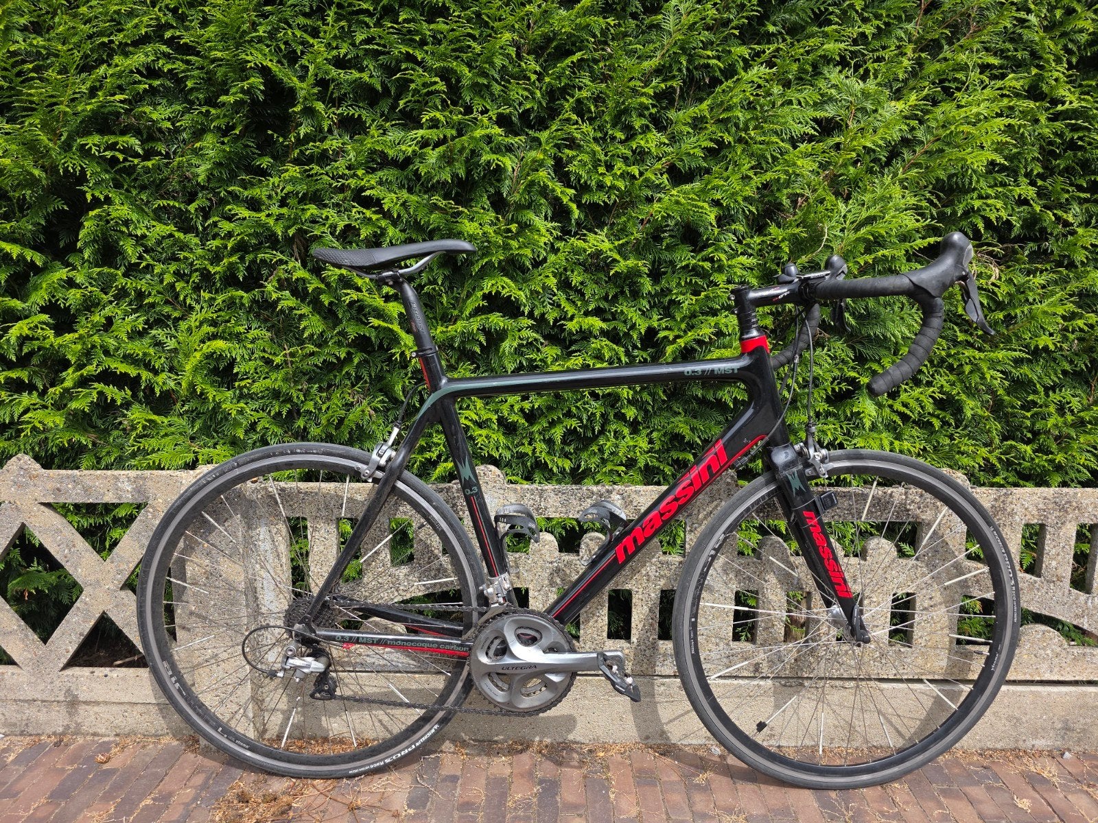 Carbon massini racefiets, Gebruikt, Velgrem, 15 tot 20 versnellingen, 53 tot 57 cm