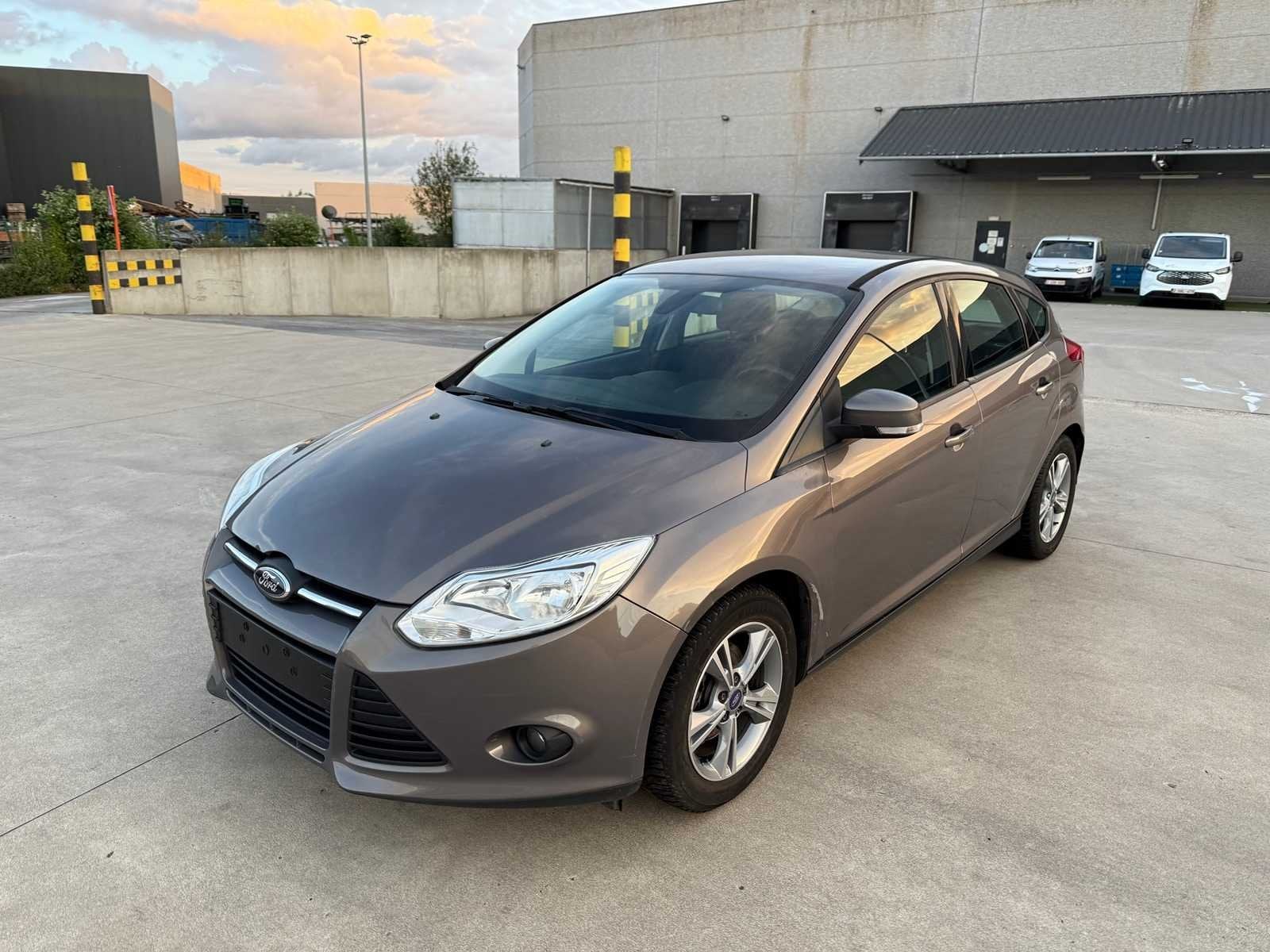 FORD - 2013 - FOCUS - Voiture, Autos, Ford, Focus, Euro 5, Achat, Entreprise