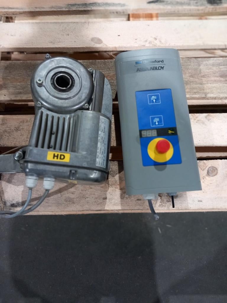 Motor sectionale poort, Ophalen, Gebruikt, Elektromotor, Minder dan 1400 rpm