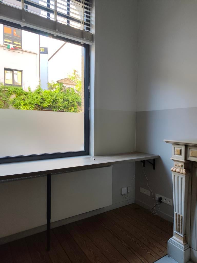 Volle stevige plank (bureau), Ophalen