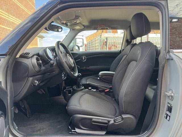 Mini One Cooper 1.5i « 65 000 km» PDC/Clima/LED/Oh-Book/2020, Euro 6, Entreprise, Noir, 5 places