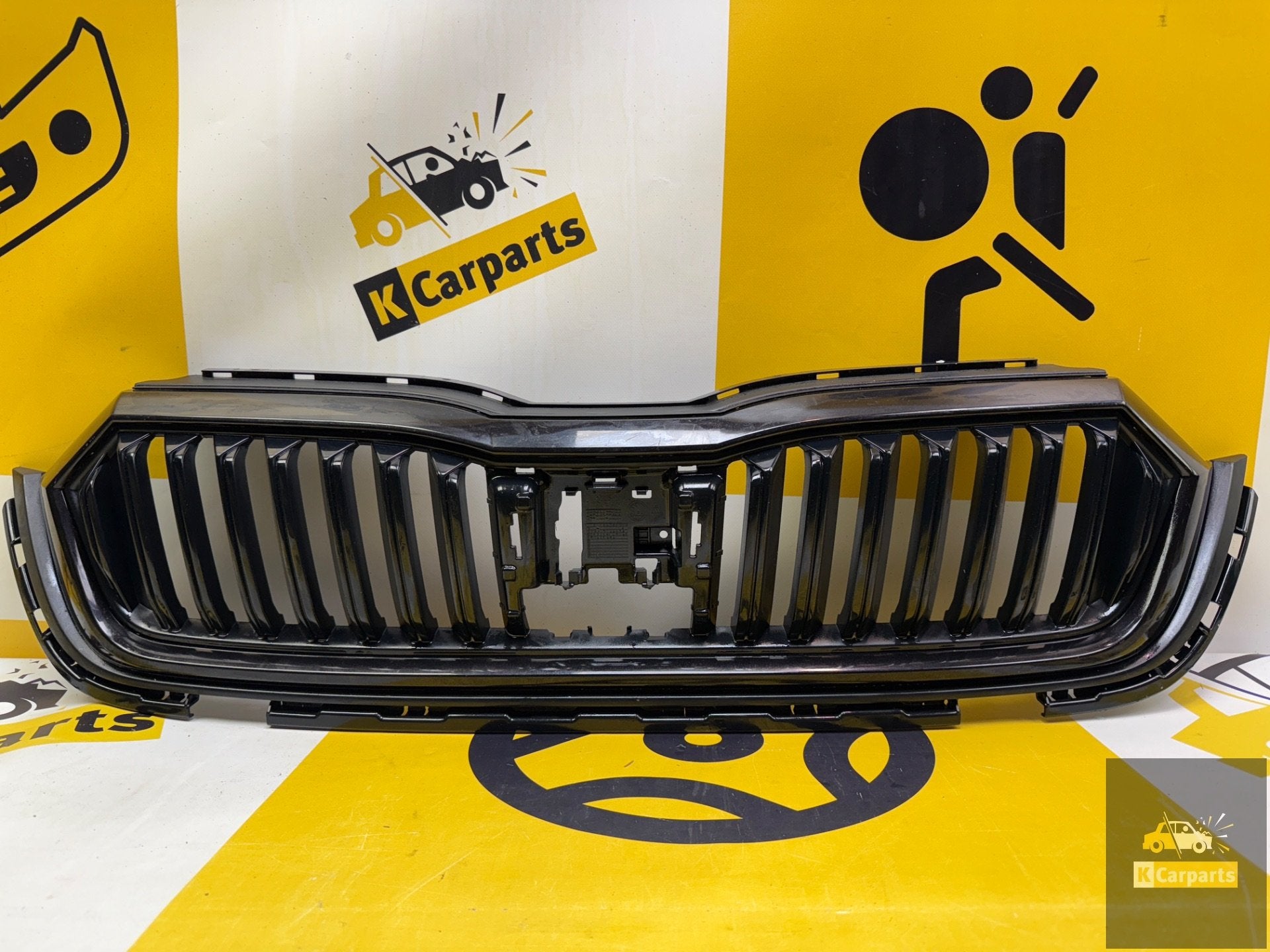 Skoda Octavia 4 Grill Origineel IV 5E3 19-5E3 Grill, Voor, Tr. Vaclava Klementa 869
293 01  Mlada Boleslav, CZ, Skoda, Bumper