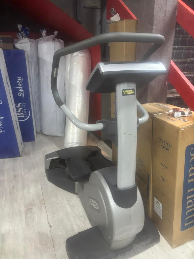 Appareil gym pro, Sports & Fitness, Appareils de fitness, Enlèvement, Utilisé, Métal, Appareil step