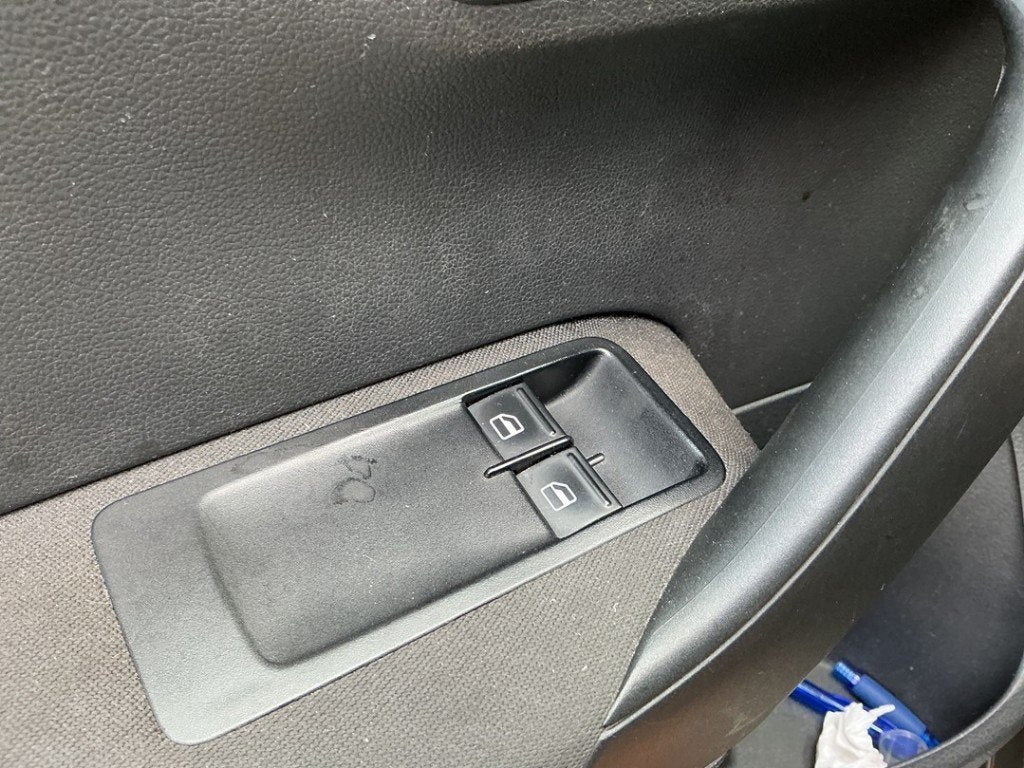 COMMUTATEUR VITRES ELECTRIQUES Polo V (6R) (|1K3959857A|), Volkswagen, Volkswagen AG, Utilisé, Kundenbetreuung@volkswagen.de