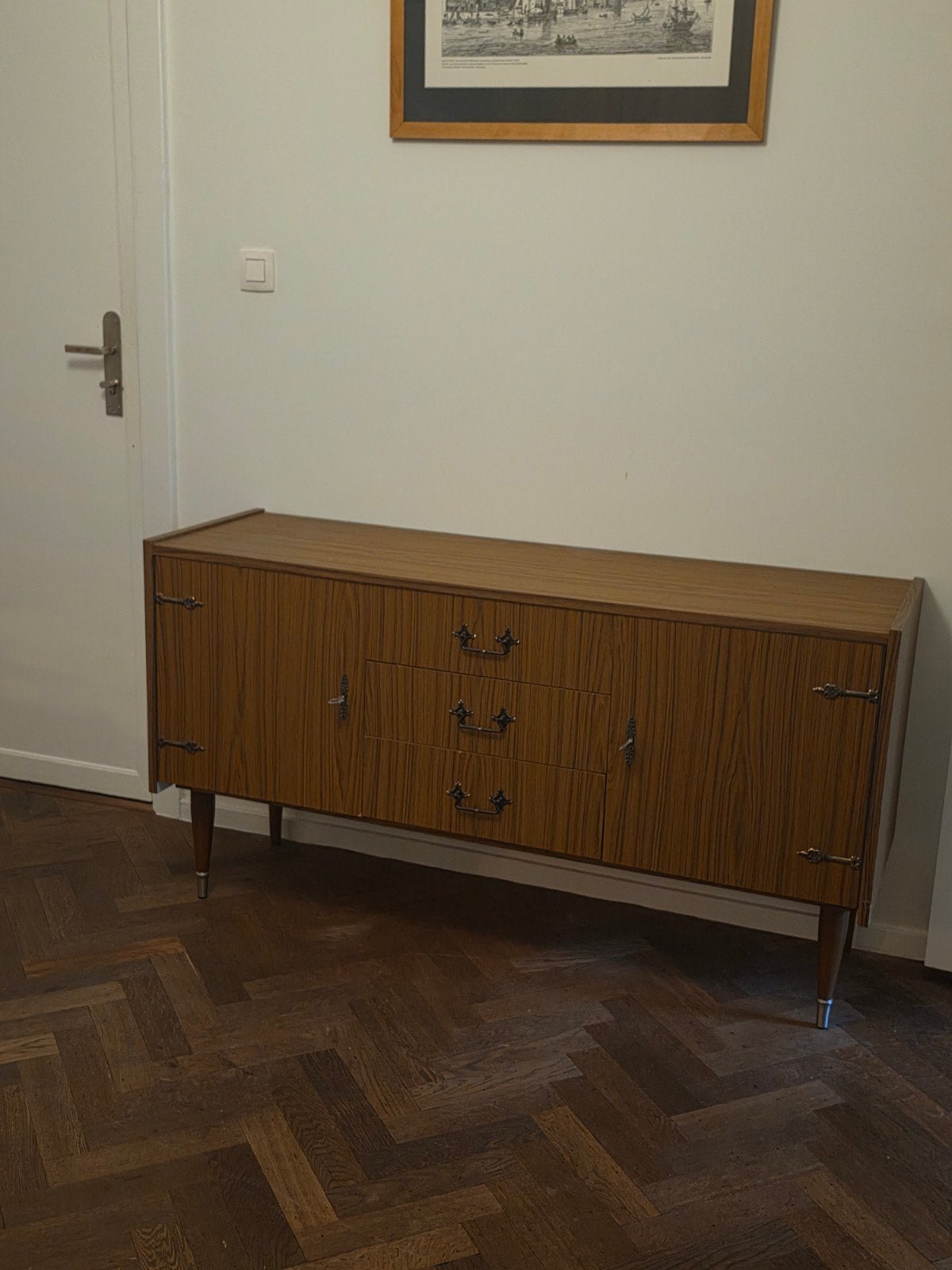 Vintage dressoir, Enlèvement
