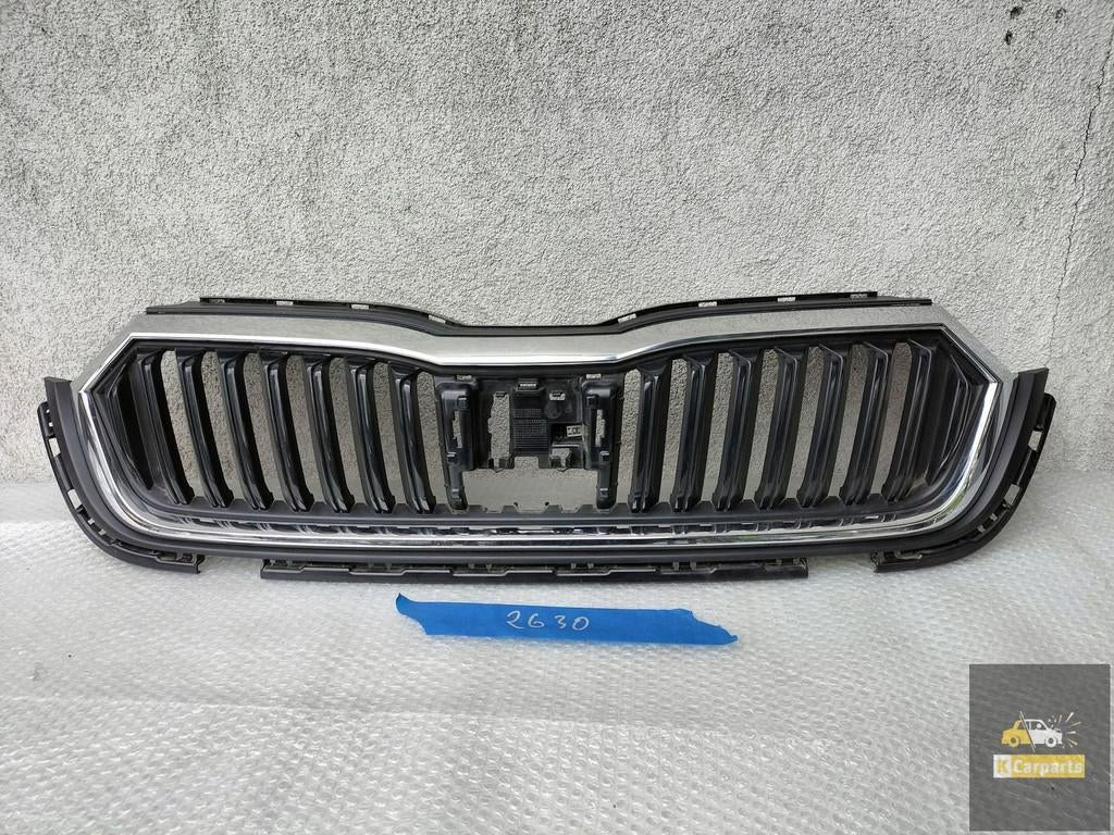 5E3853653, CALANDRE SKODA OCTAVIA IV 5E3853653, Infoline@skoda-auto.cz, Tr. Vaclava Klementa 869
293 01  Mlada Boleslav, CZ, Utilisé