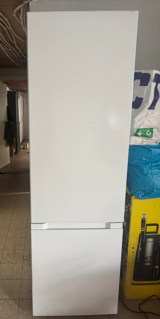 Koelkast ikea, Elektronische apparatuur, Koelkasten en IJskasten, Ophalen, Zo goed als nieuw, Met vriesvak