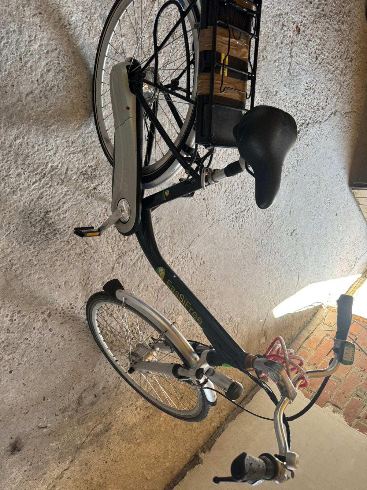 Elektrische fietsen te koop, Ophalen, Zo goed als nieuw
