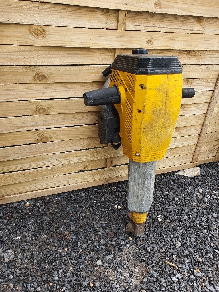 Marteau lourd professionnel Wacker Petrol, parfait dans son, Marteau perforateur et/ou Marteau piqueur, Comme neuf, Enlèvement