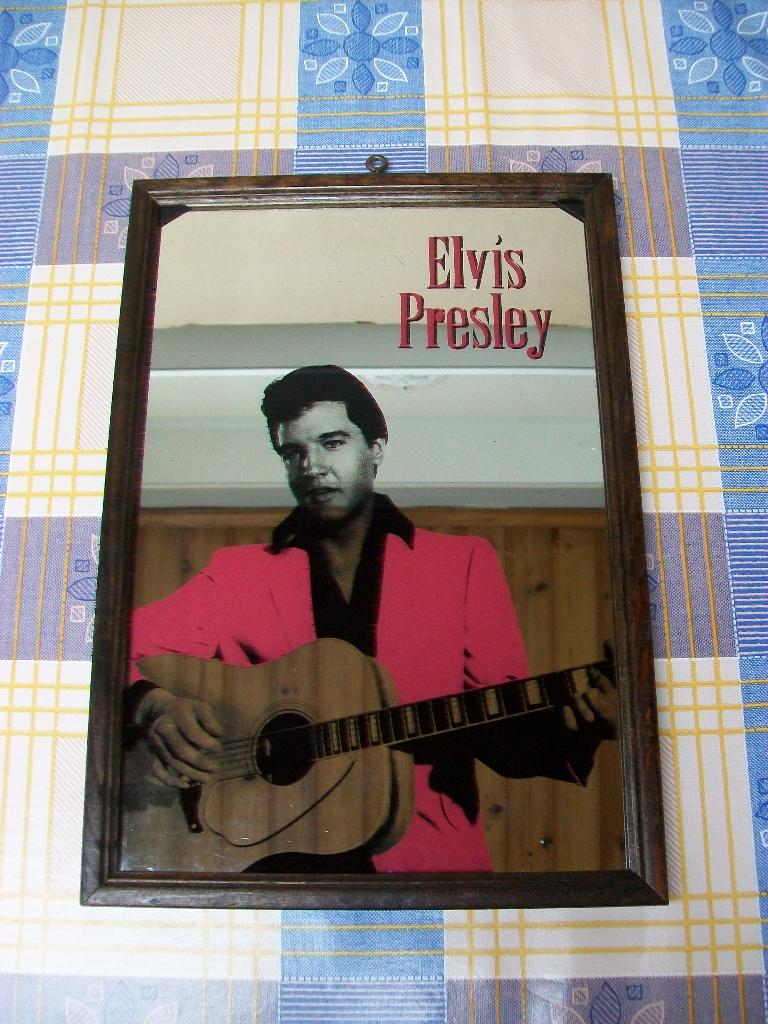 Elvis Spiegel - The King of Rock and Roll - Gitaar Guitar., Verzamelen, Ophalen of Verzenden, Gebruikt, Overige typen