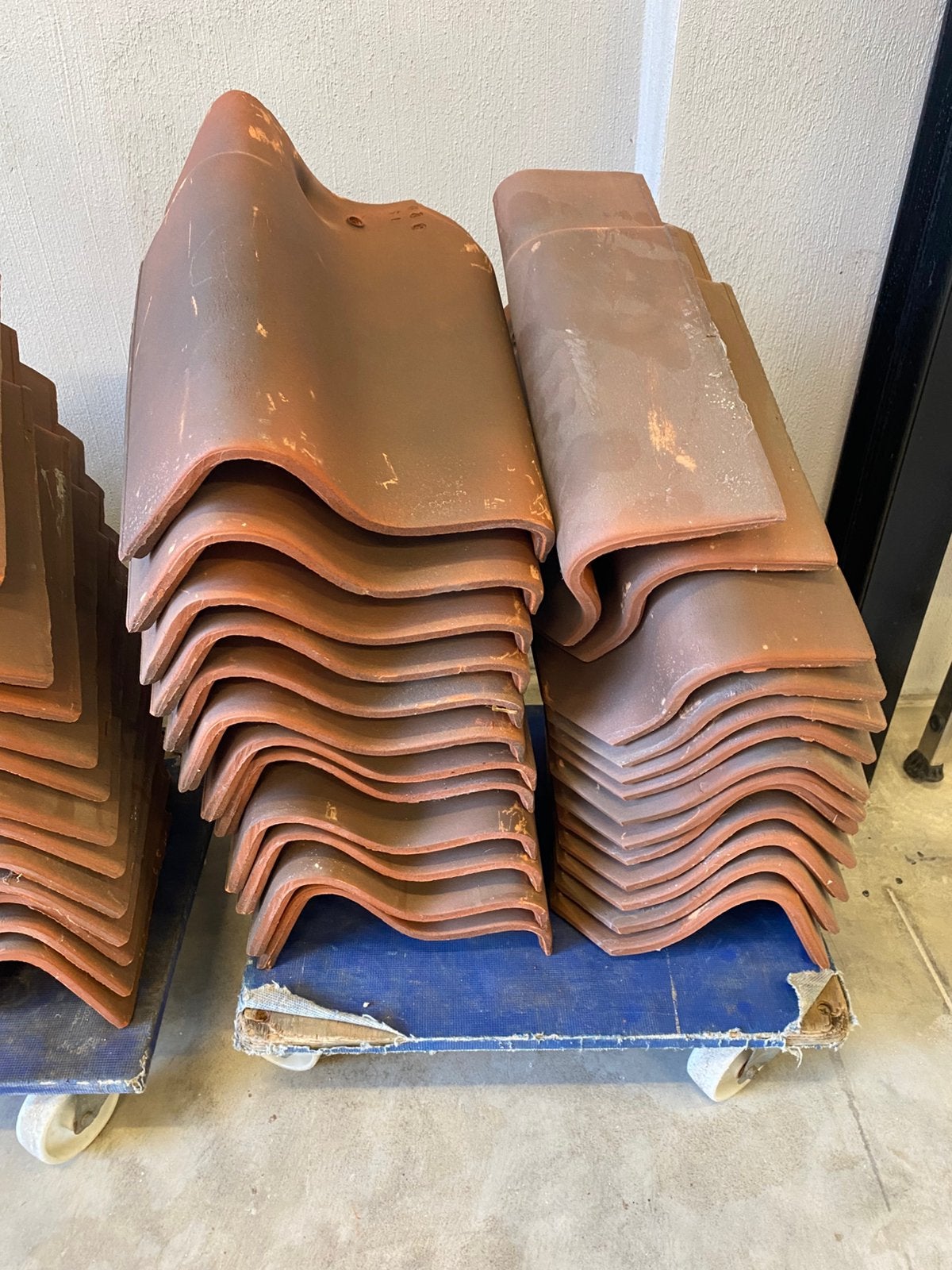 Dakpannen, Doe-het-zelf en Bouw, Dakpannen en Dakbedekking, Ophalen, Zo goed als nieuw, Dakpannen