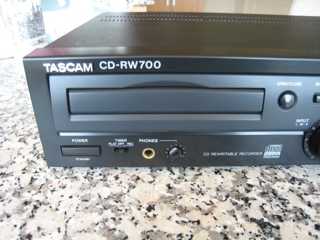 TASCAM CD RW700, Enlèvement ou Envoi, Comme neuf, Autres marques
