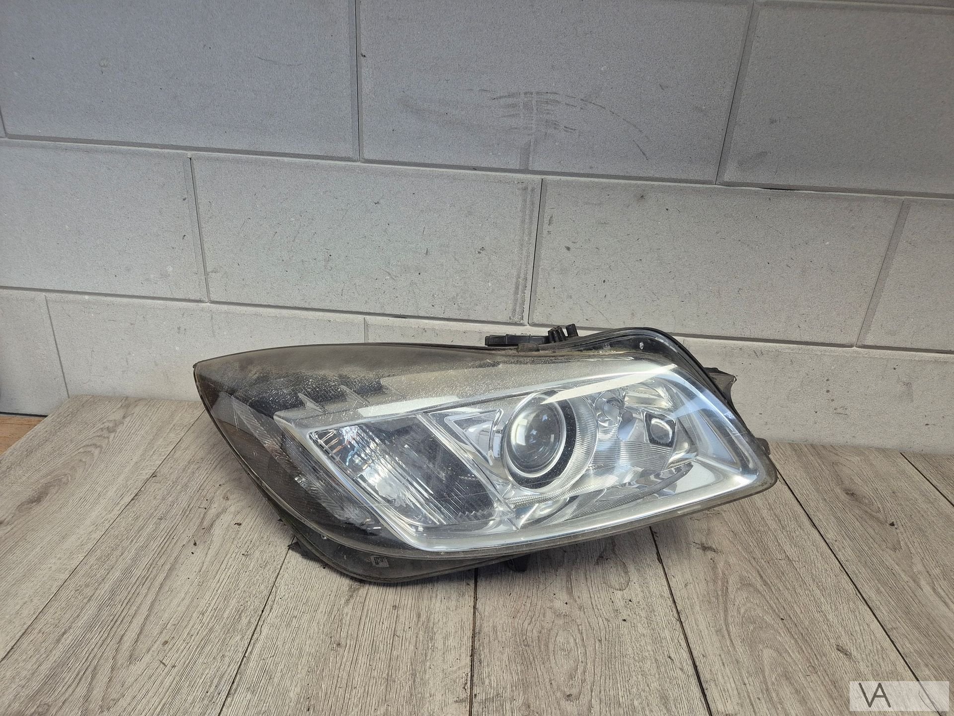 Koplamp XENON rechts van Opel Insignia 2009 - 2013 13226793, Gebruikt, -, -, Opel