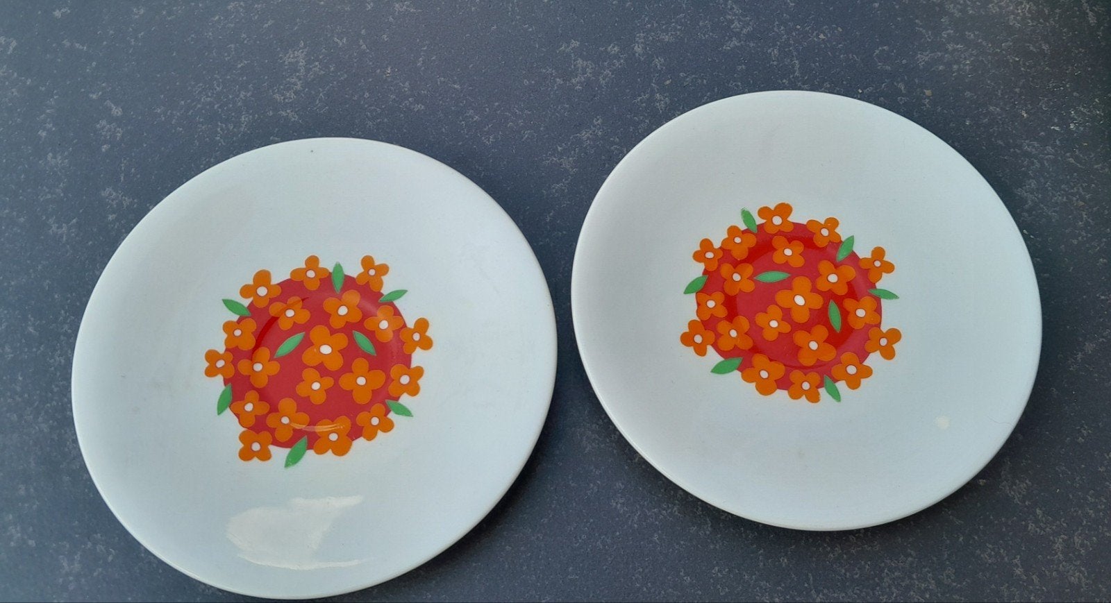 2 prachtige borden met bloemen..., Ophalen of Verzenden