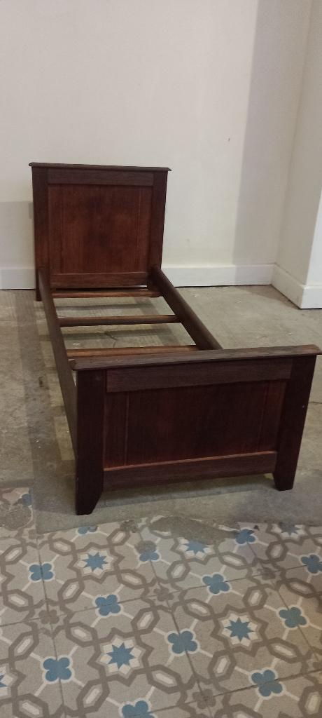 Lit d'Enfant ancien en Bois Massif - Charme Vintage, Antiquités & Art, Antiquités | Meubles | Lits, Enlèvement