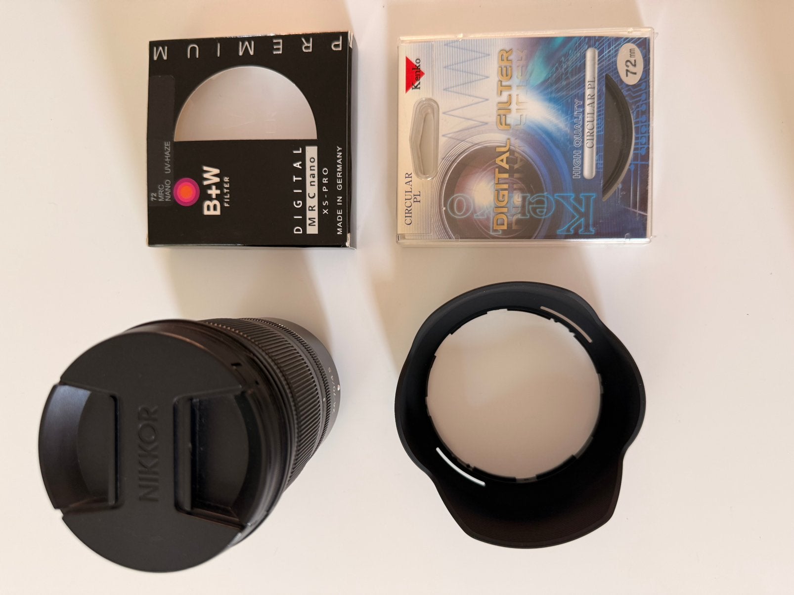 Nikkor Z 24-70mm f/4 S + filters – topstaat, TV, Hi-fi & Vidéo, Photo | Lentilles & Objectifs, Monture Nikon Z, Enlèvement ou Envoi
