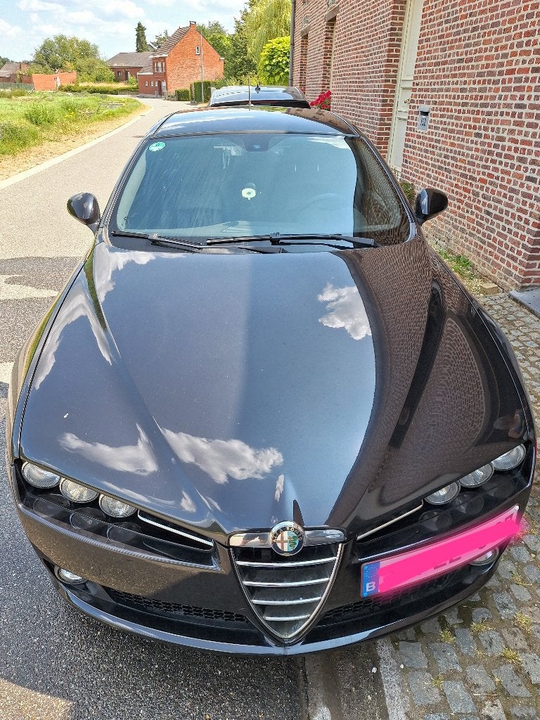 Alfa Romeo 159 SW 2.0 JTDM 2012 154838km, Autos, Alfa Romeo, Particulier, ABS, Climatisation automatique, Bluetooth, Verrouillage central
