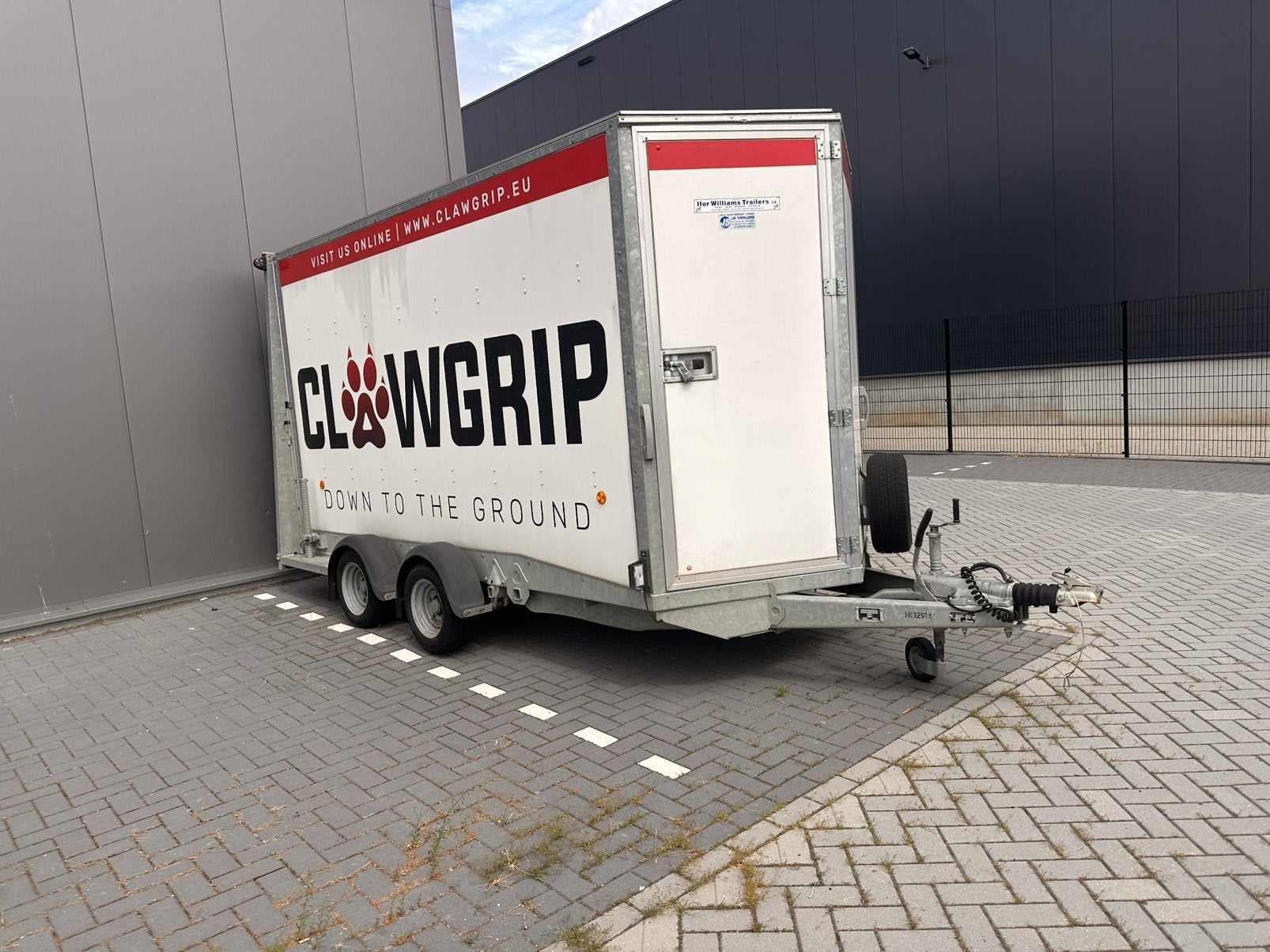 Ifor Williams 3500kg 2SB BV126G 2017 box van tandemasser, Auto diversen, Aanhangers en Bagagewagens, Ophalen of Verzenden, Gebruikt