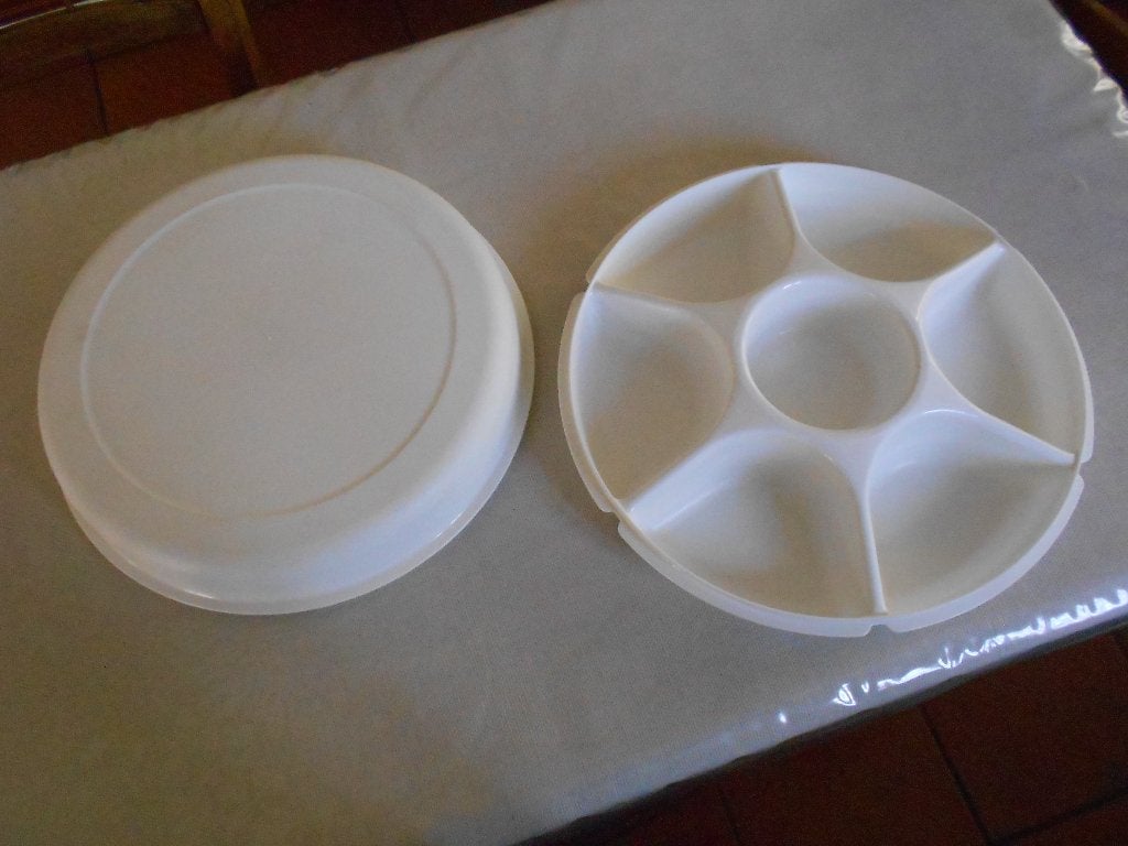 Tupperware apéritif, salades, picnic, mobilhome. xxxx, Enlèvement ou Envoi, Blanc, Hermétique