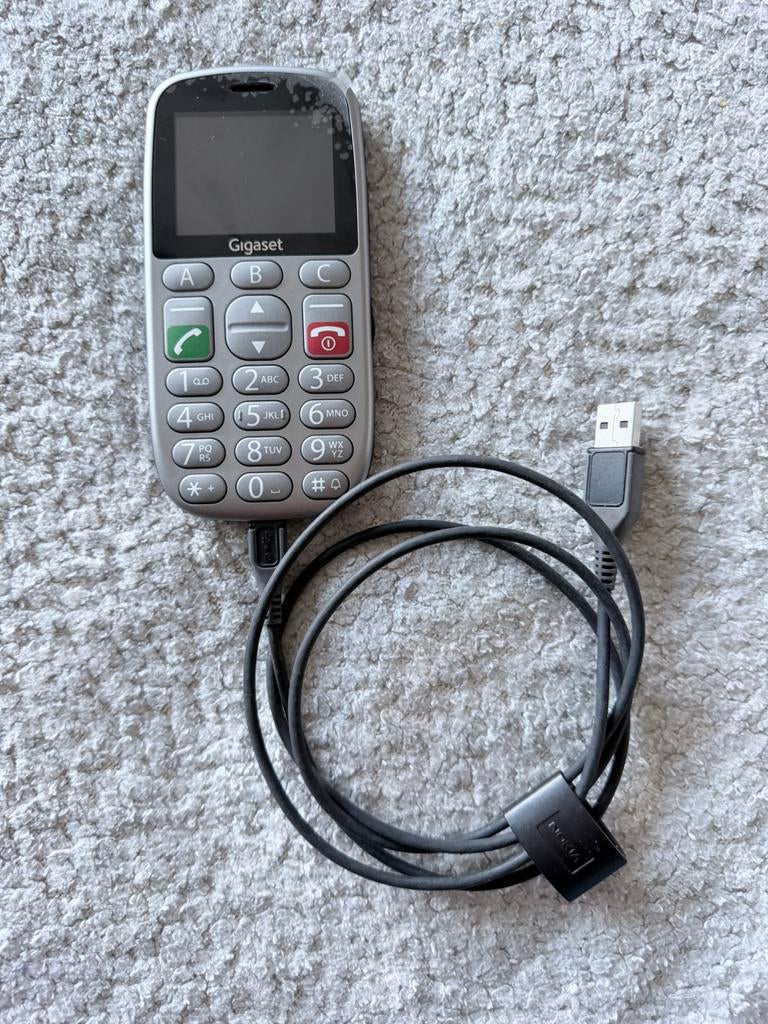 Gigaset mobiele telefoon met sos toets, Telecommunicatie, Mobiele telefoons | Overige merken, Ophalen of Verzenden, Zo goed als nieuw