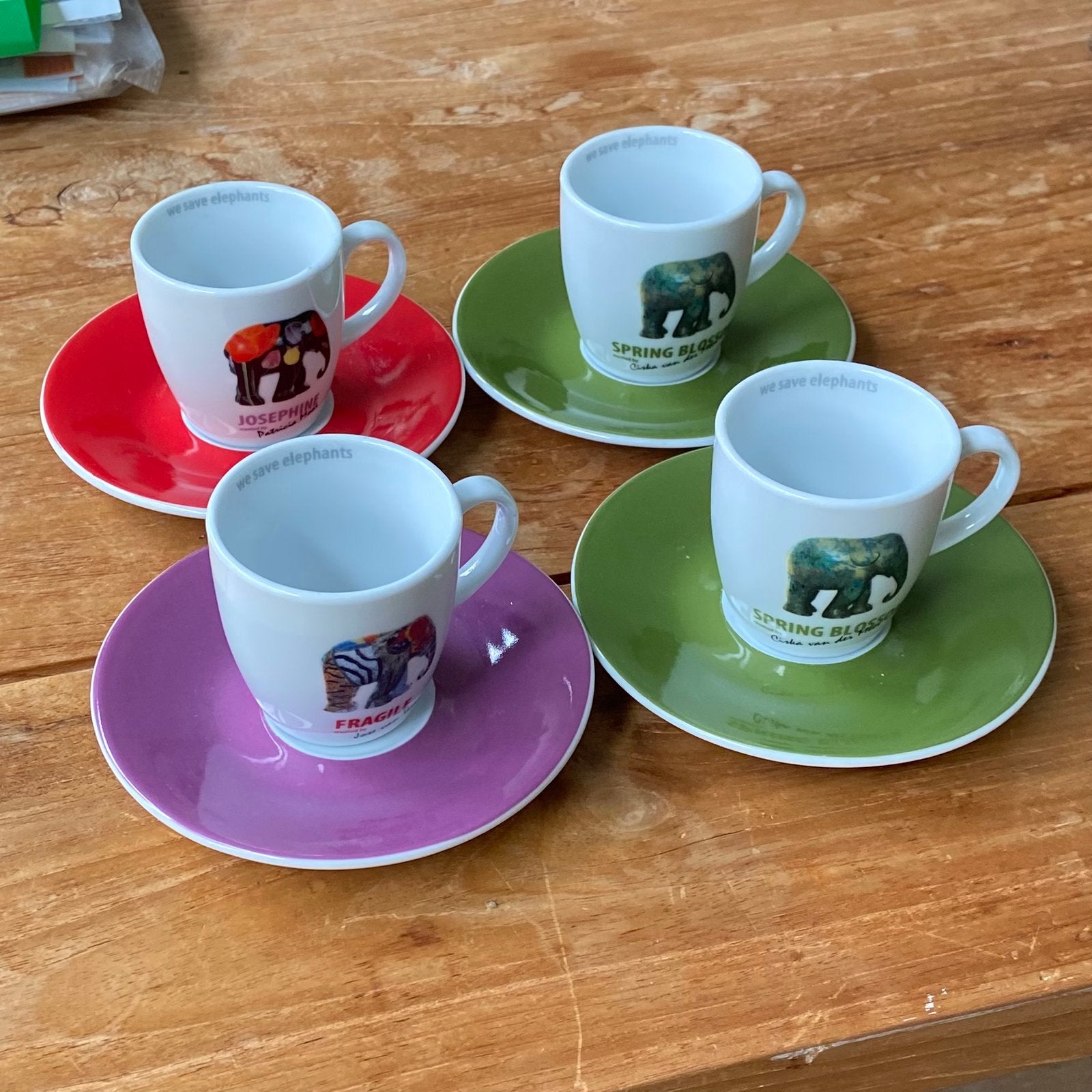 kleurrijke espresso kopjes, Ophalen, Zo goed als nieuw