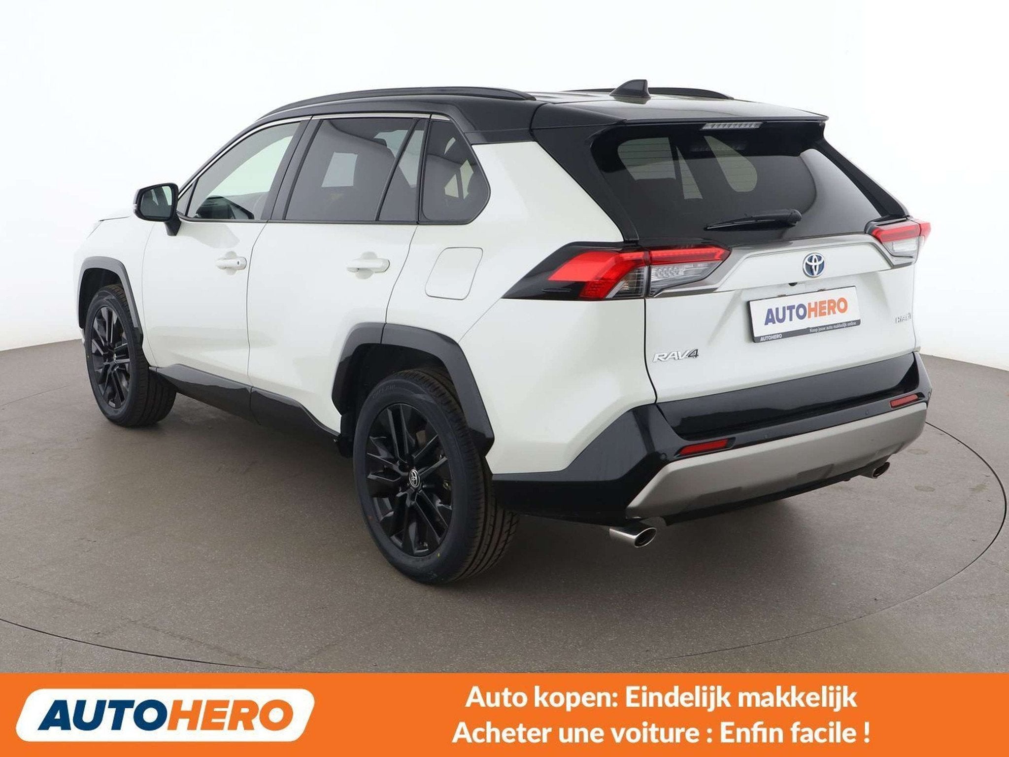 Toyota RAV4 2.5 Hybrid 4x2 Style Selection (automatique), Autos, Cuir, 218 ch, Achat, 2487 cm³