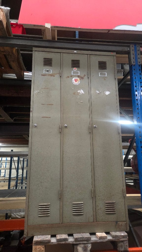 locker, Ophalen, Gebruikt