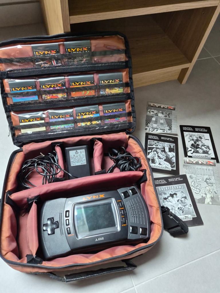 Atari Lynx II met opbergtas en games, Games en Spelcomputers, Spelcomputers | Atari, Ophalen of Verzenden, Atari Lynx
