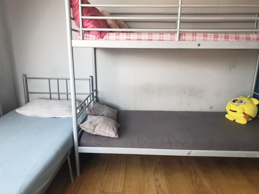 Je vends un lit superposé avec un lit simple séparé., Maison & Meubles, Chambre à coucher | Lits superposés & Lits mezzanines