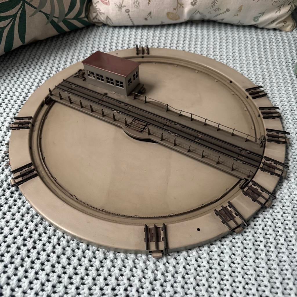 Märklin 7186 H0 Elektrisch bedienbare draaischijf M-Rail, Hobby en Vrije tijd, Gebruikt, Overige typen, Ophalen of Verzenden, Analoog