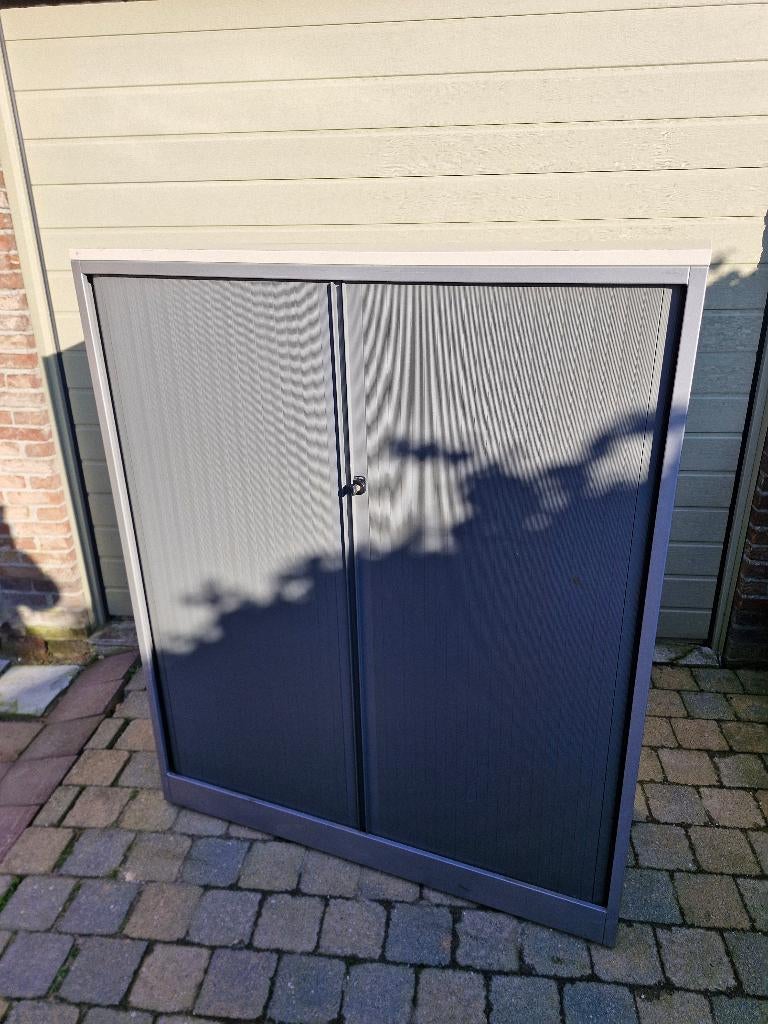 Metalen roldeurkast te koop! Topprijs!, Ophalen, 100 tot 150 cm, 100 tot 150 cm, Zo goed als nieuw