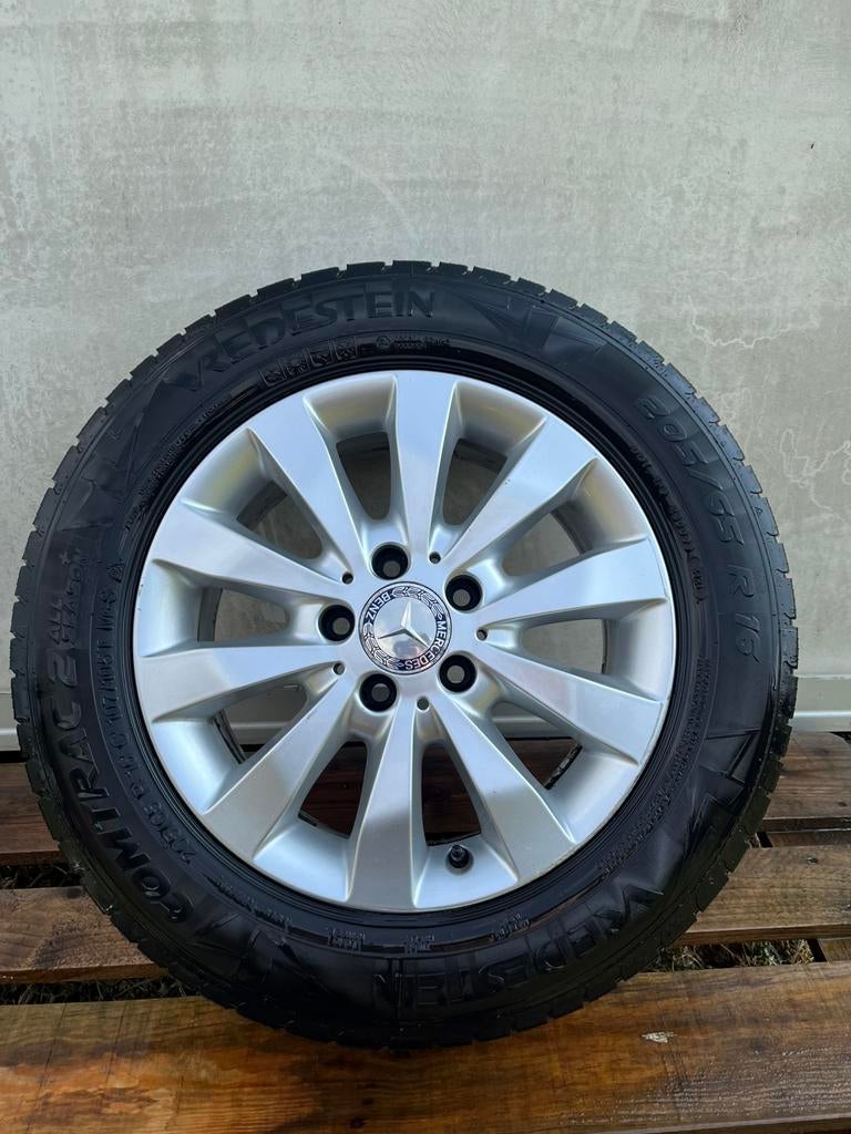 MERCEDES-BENZ VELGEN MET BANDEN, Ophalen