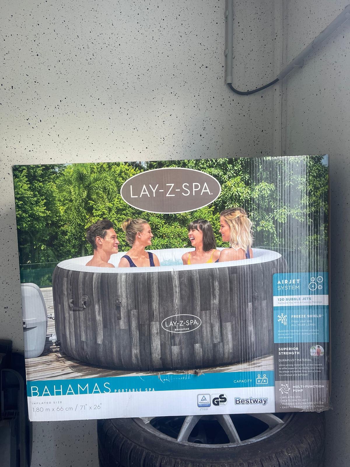 Jacuzzi, Ophalen, Zo goed als nieuw