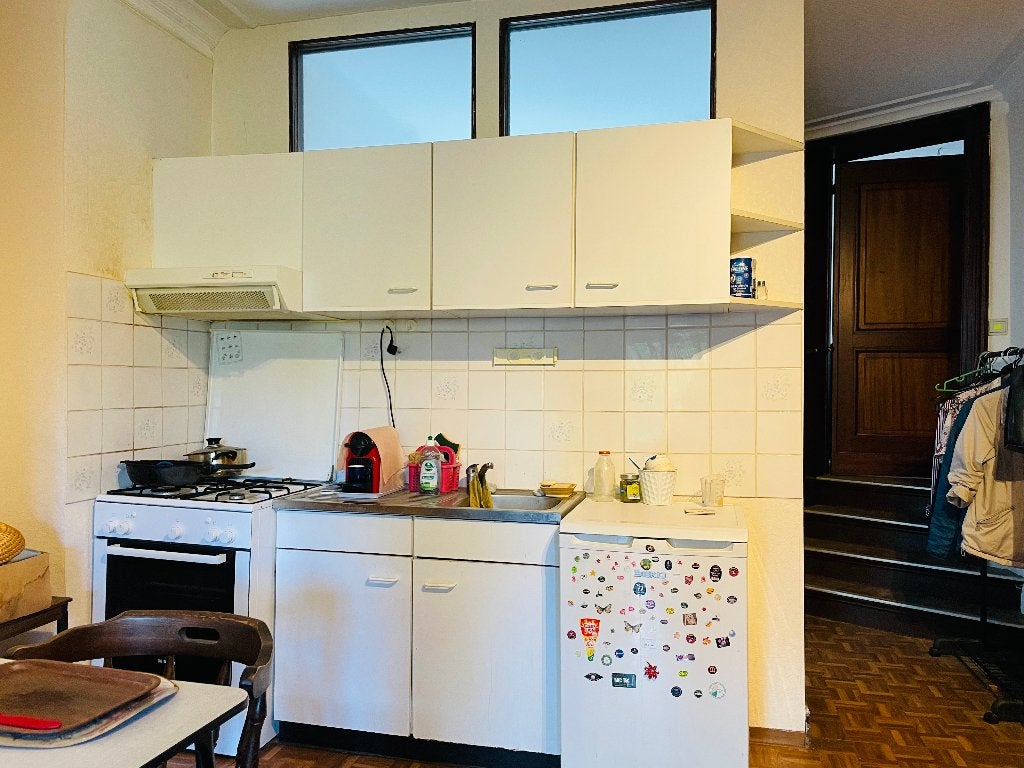 Appartement 1 chambre à proximité de la gare., 50 m² ou plus, Tournai