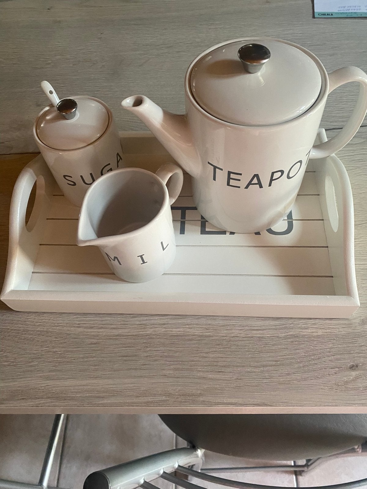Dienblad + bijhorend houten kistje met accessoires, Huis en Inrichting, Ophalen, Zo goed als nieuw, Dienblad