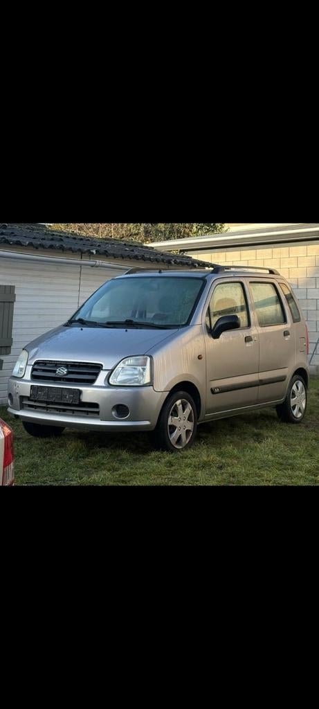 La voiture Suzuki Wagon R+ 1.3 à essence Euro4 démarre et ro, Autos, Suzuki, Argent ou Gris, Achat, 5 portes, 5 places