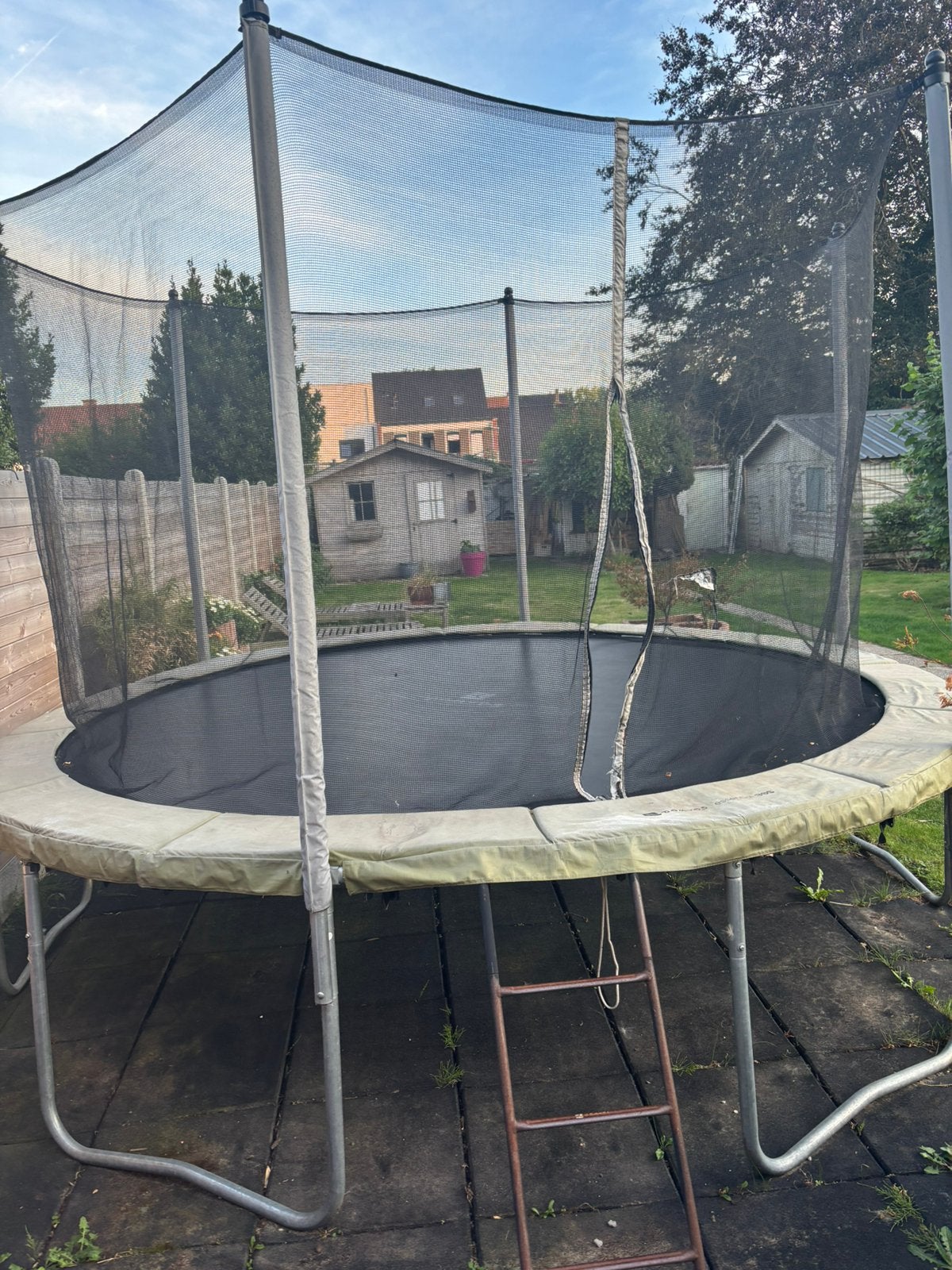 Diamètre du trampoline : 3 m, Enlèvement, Utilisé