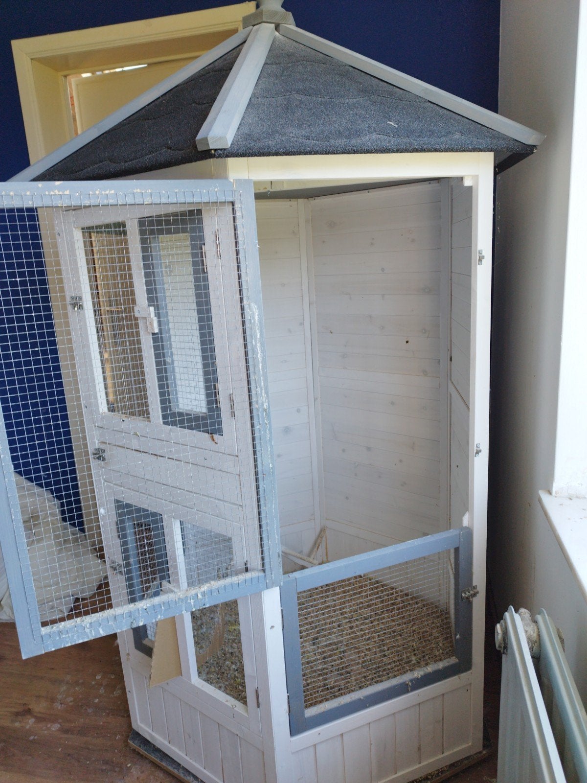 Volière ou grande cage pour toutes sortes d'animaux, Enlèvement, Volière
