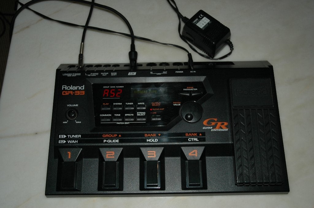 BOSS/Roland GR-33 gitaarsynthesizer en GK-3 pickup, Musique & Instruments, Instruments à corde | Guitares | Électriques, Enlèvement