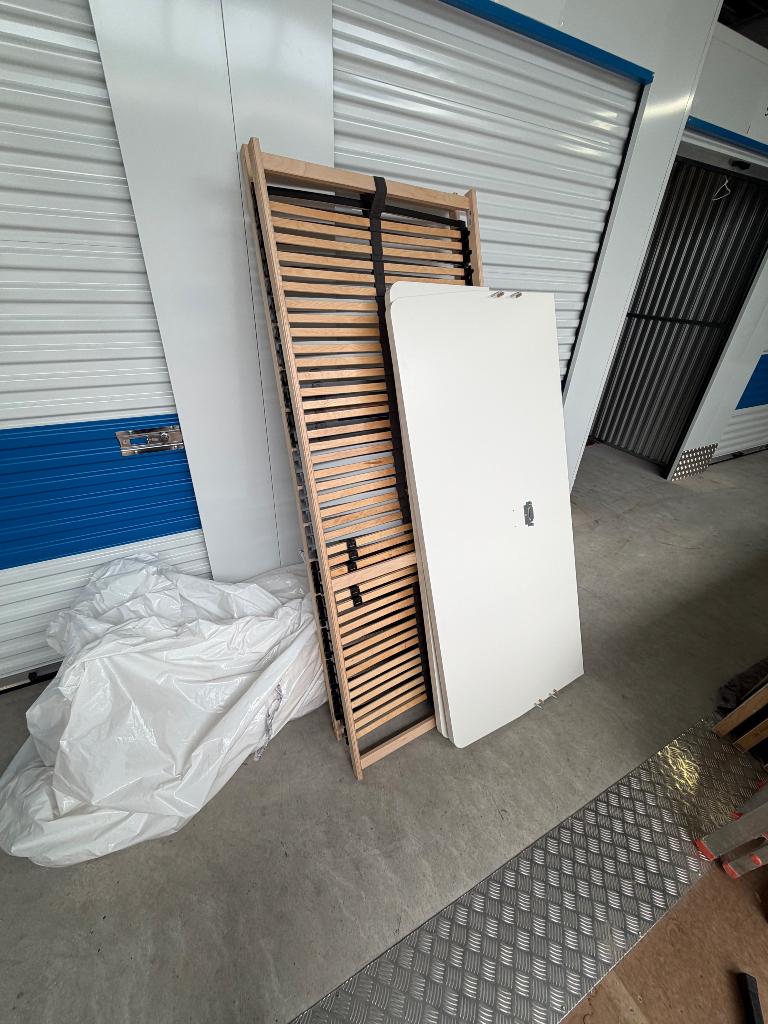 Bed 160cm x 200cm (IKEA), Huis en Inrichting, Slaapkamer | Bedden, Ophalen, Gebruikt, Wit, Tweepersoons