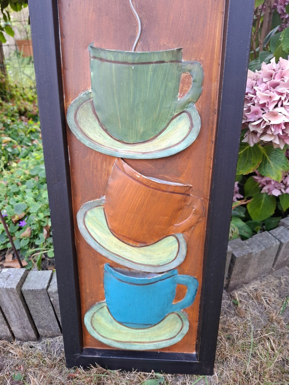 Metalen wanddecoratie met kopjes koffie, Ophalen, Metaal, Industrieel, 76 cm