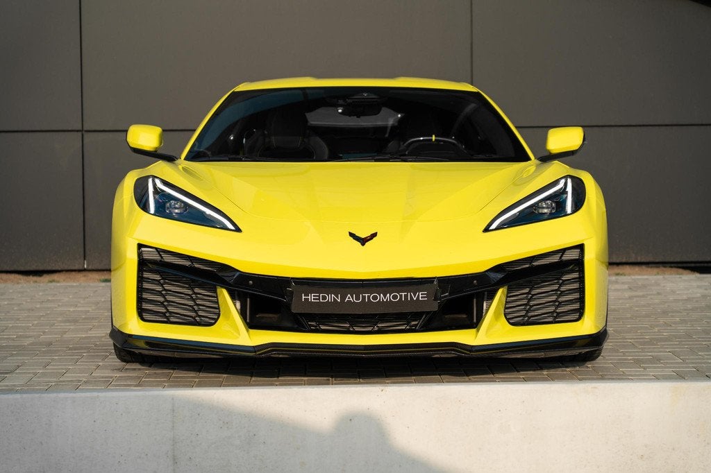 Corvette C8 Z06 3LZ Coupé Front Lift | Carbon-Fibre Ground, Auto's, Chevrolet, Cabriolet, 646 pk, Geel, Bedrijf