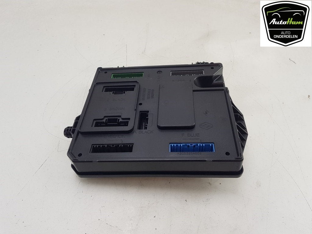 COMPUTER BODY CONTROL Renault Zoé (AG) (|284B18853R|), Gebruikt, Renault