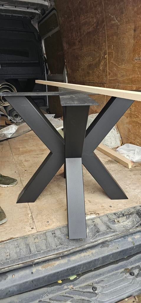 Zwarte kruis tafelpoot, Maison & Meubles, Pièces pour table, Enlèvement, Pied de table