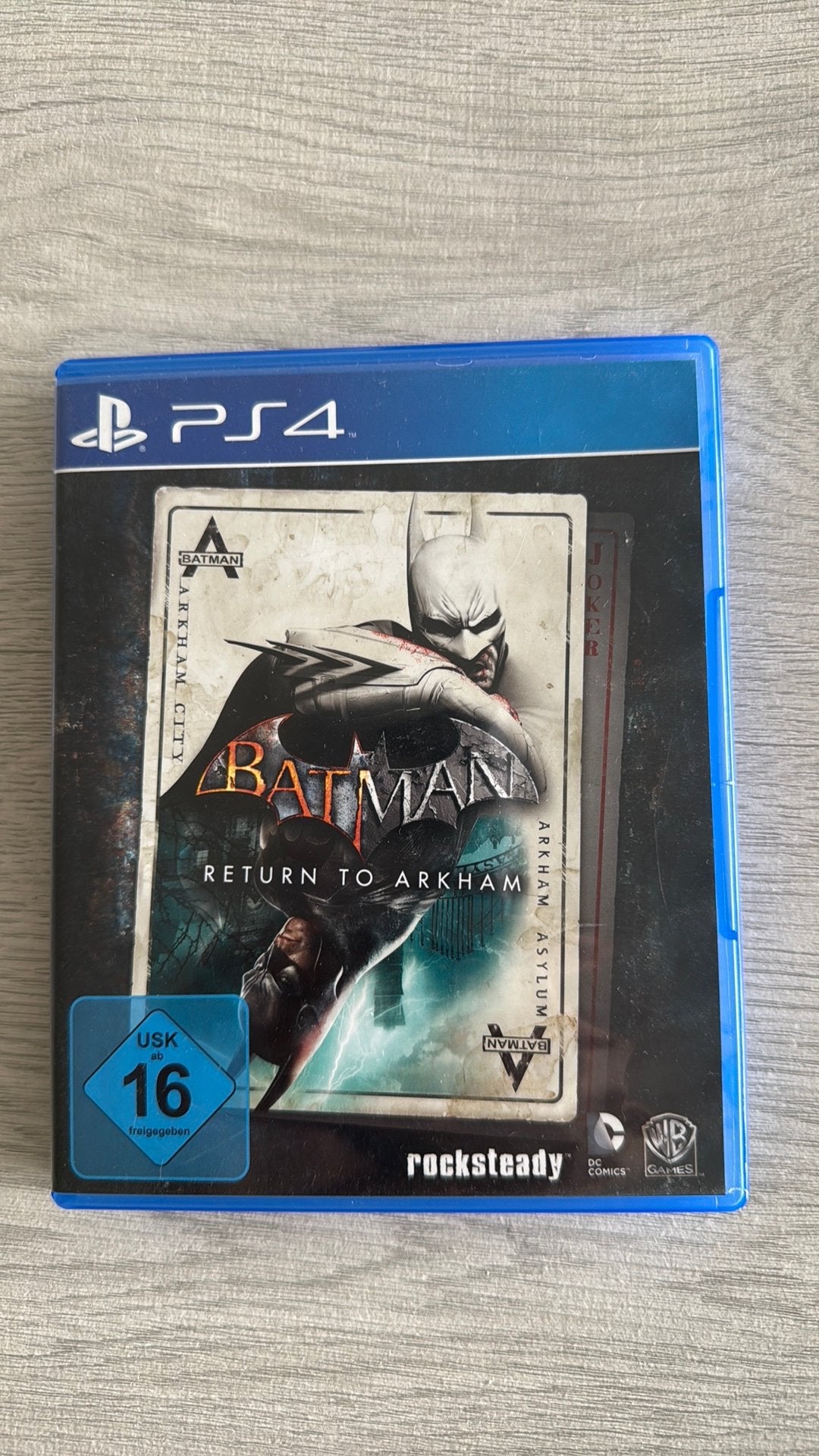 Batman return to Arkham, Ophalen of Verzenden, Zo goed als nieuw
