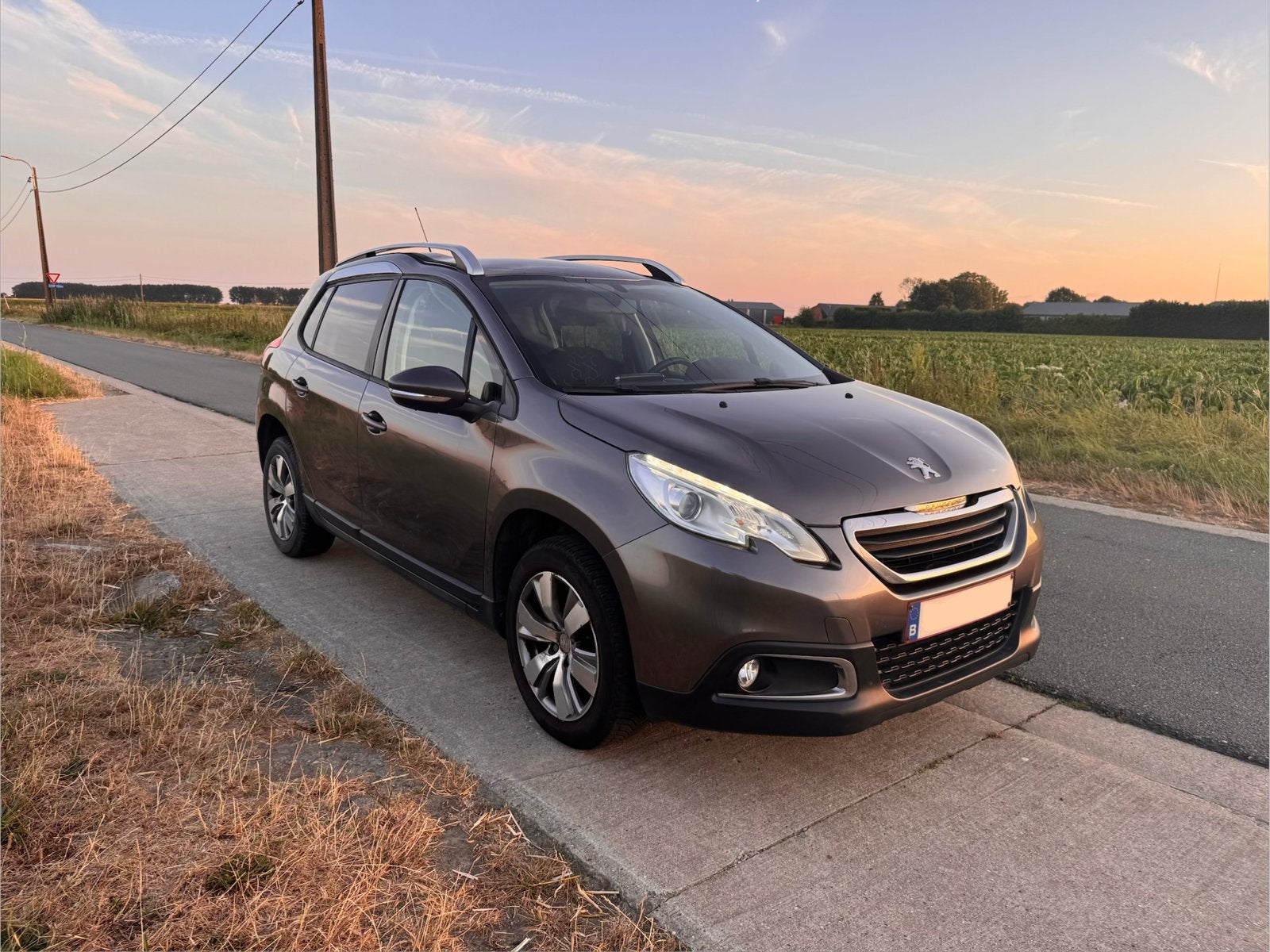 Peugeot 2008 1.6, bouwjaar 2013, Auto's, Peugeot, Euro 5, Stof, Zwart, Handgeschakeld