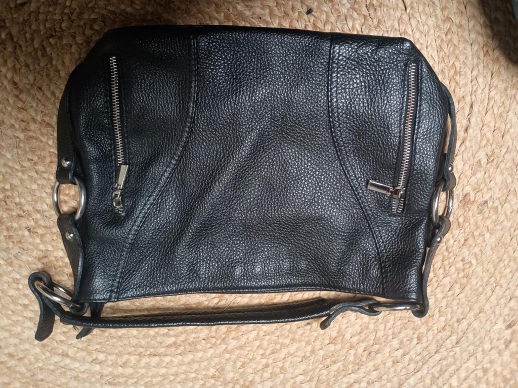 Zwarte handtas, Enlèvement, Sac à main