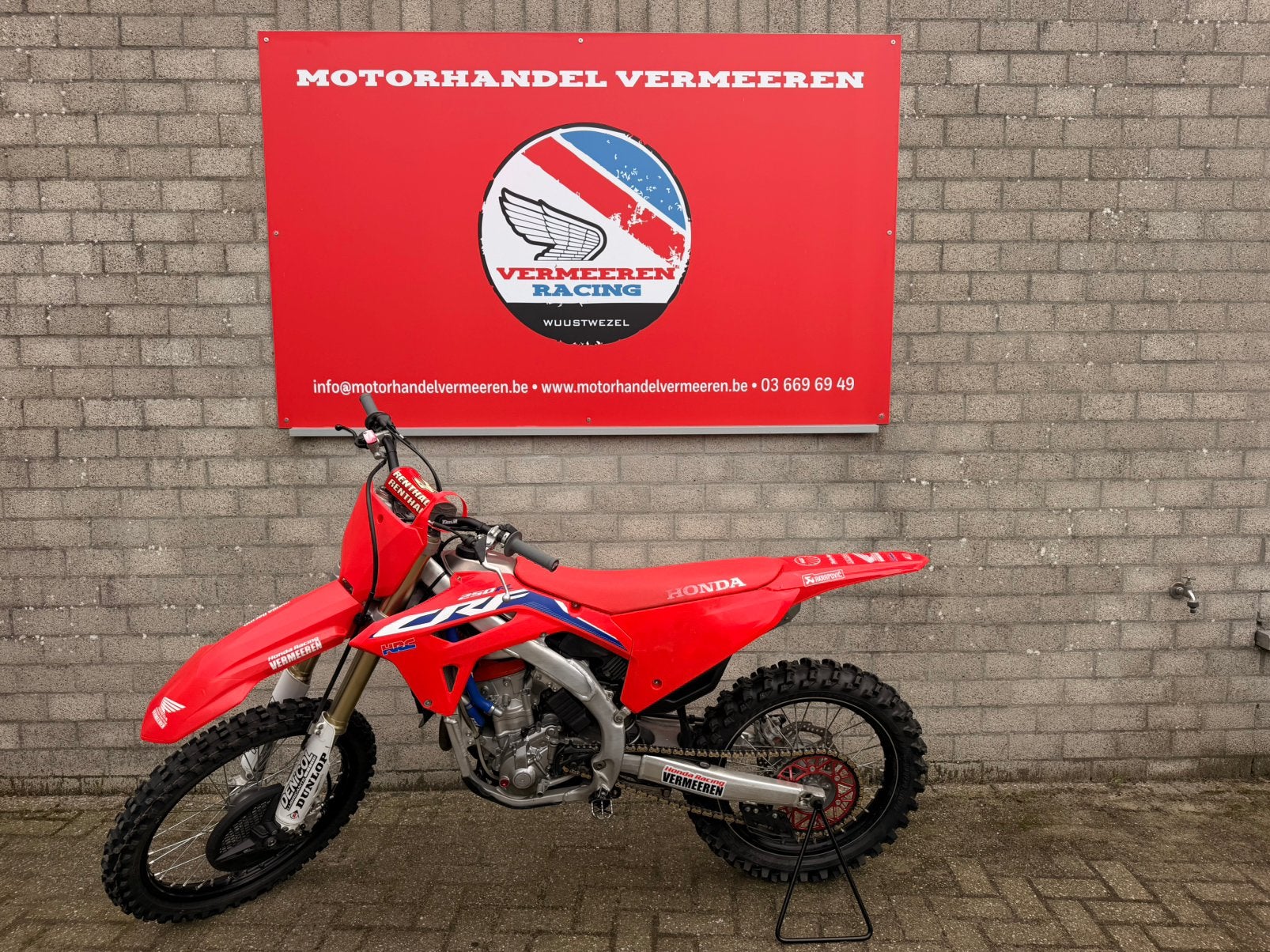 Honda CRF250 2022, Motos, Entreprise