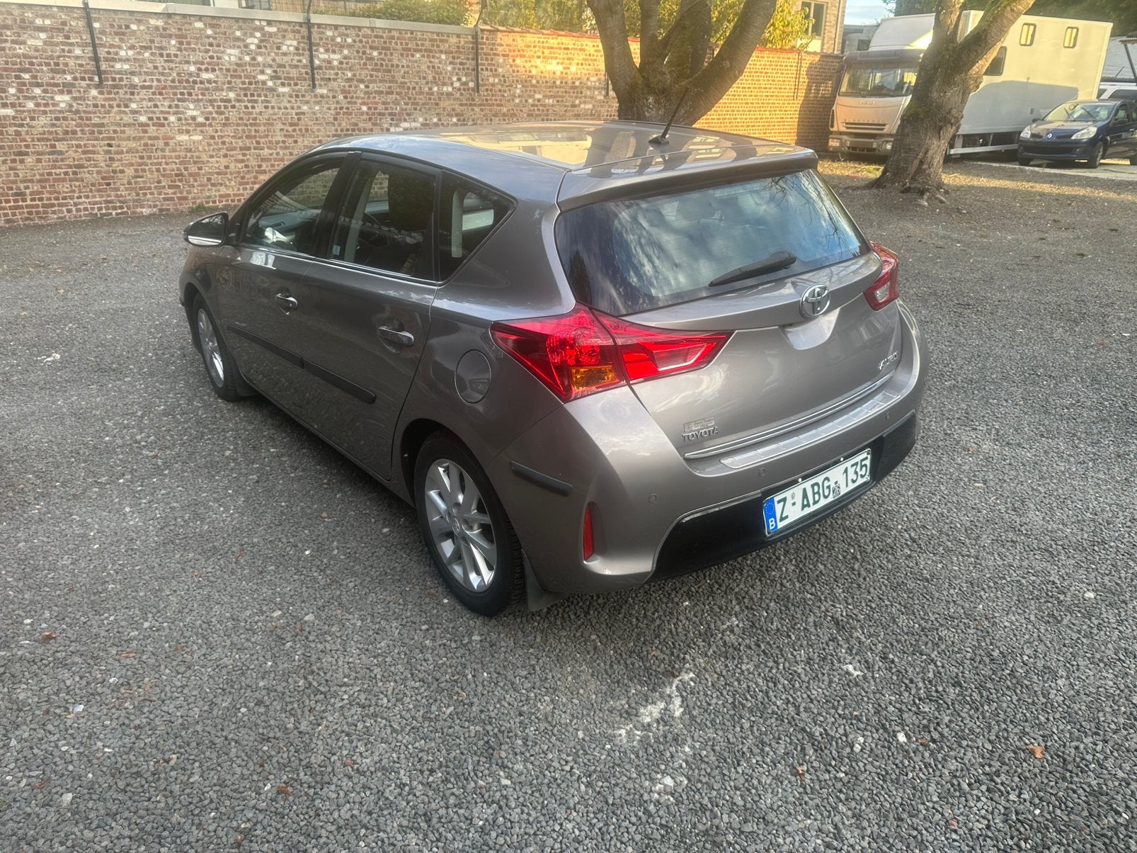 Toyota auris benzine 1330cc benzine 111dkm 0485905657, Euro 5, Stof, 4 cilinders, Beige